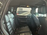 Volkswagen Touareg-6