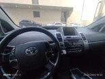 Toyota Prius-7