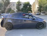 Toyota Prius-8