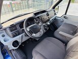 Ford Transit-12