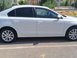 Volkswagen Jetta-6