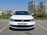 Volkswagen Jetta-1