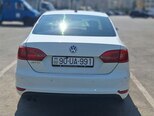 Volkswagen Jetta-4