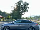 Hyundai Sonata-17