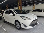 Toyota Aqua-2
