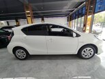 Toyota Aqua-7