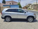 Kia Sorento-4