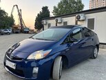 Toyota Prius-4