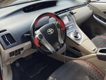 Toyota Prius-14