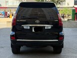 Toyota Land Cruiser Prado-5