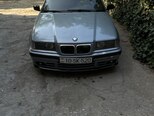 BMW 320-1