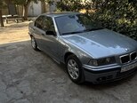 BMW 320-2