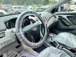 Hyundai Elantra-11