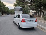 Chevrolet Aveo-10