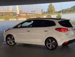 Kia Carens-5