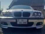 BMW 320-1