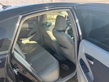Toyota Prius-14