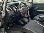 Nissan Tiida-13