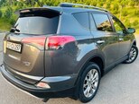 Toyota RAV4-9