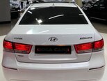 Hyundai Sonata-9