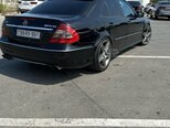 Mercedes E 280-8