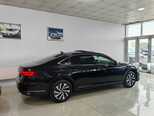 Volkswagen Passat-13