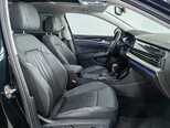 Volkswagen Passat-19