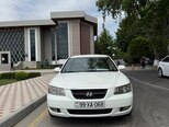 Hyundai Sonata-1