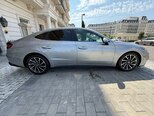 Hyundai Sonata-12