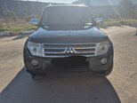 Mitsubishi Pajero-1