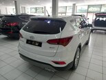 Hyundai Santa Fe-5