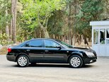 Hyundai Sonata-4