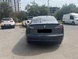 Tesla Model 3-2