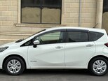 Nissan Note-7