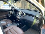Kia Sorento-11