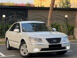 Hyundai Sonata-8