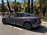 Tesla Model 3-4