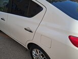 Nissan Sunny-4