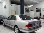 Mercedes E 240-6