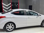 Hyundai Elantra-8