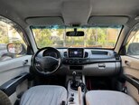 Mitsubishi L200-17