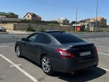 Nissan Maxima-9
