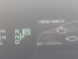 Toyota Prius-12