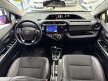 Toyota Aqua-9