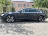 Audi A8-9