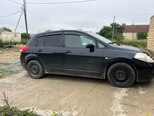 Nissan Tiida-5