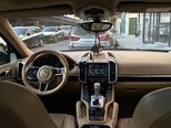 Porsche Cayenne-10