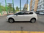 SEAT Leon-8