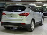 Hyundai Santa Fe-4