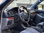 Toyota Land Cruiser Prado-5
